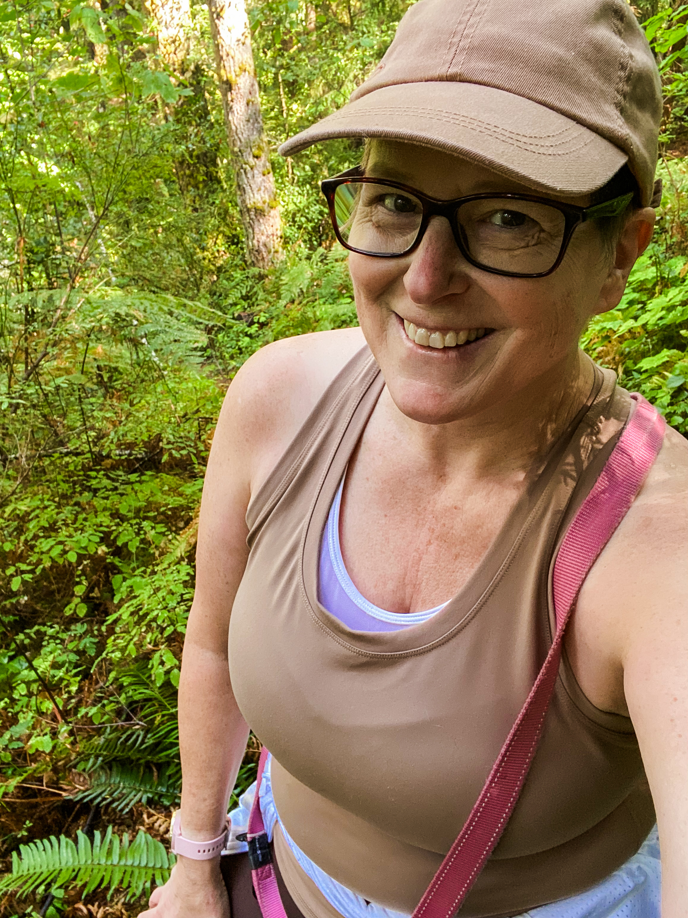 Best Leggings for Runners with Knee Pain: My Sunday Runday Story